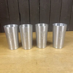 VTG MCM 4 Spun ALUMINUM TUMBLERS WEST BEND SILVERTONE WHEAT DESIGN USA. - Picture 1 of 5