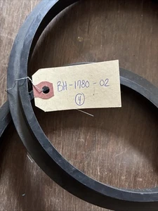 (QTY:2) Rotary Lift BH-1780-02 9” Seal Glands - Picture 1 of 6