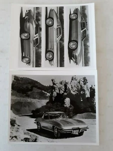 2 Schwarzweiß Werbefoto 1964 Chevrolet Corvette Stingray 8x10 - Bild 1 von 2