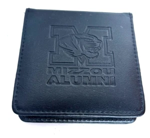 Mizzou Alumni 3x3 Post-it Pad Halter für Schreibtisch, schwarz mit Logo auf Abdeckung EUC - Bild 1 von 3