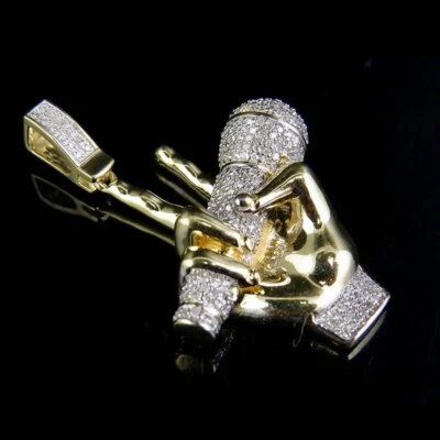 Кулон с микрофоном ручной рэпер позолоченный желтым золотом муассанит 0,75 карата 1,35 дюйма - Изображение 1 из 4