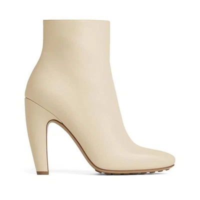 Bottega Veneta Canalzzo Botín en Sal Marina 40 Foto 1 de 4