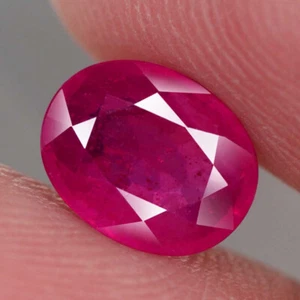 ES 2.02 ct. Rubí Natural Oval Rojo Nigeria - Imagen 1 de 6