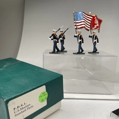 FIGURAS DE CHUMBO FRONTLINE P.D.S.I US MARINE PADRÃO FESTA/CAIXA EM PERFEITO ESTADO - Imagem 1 de 4