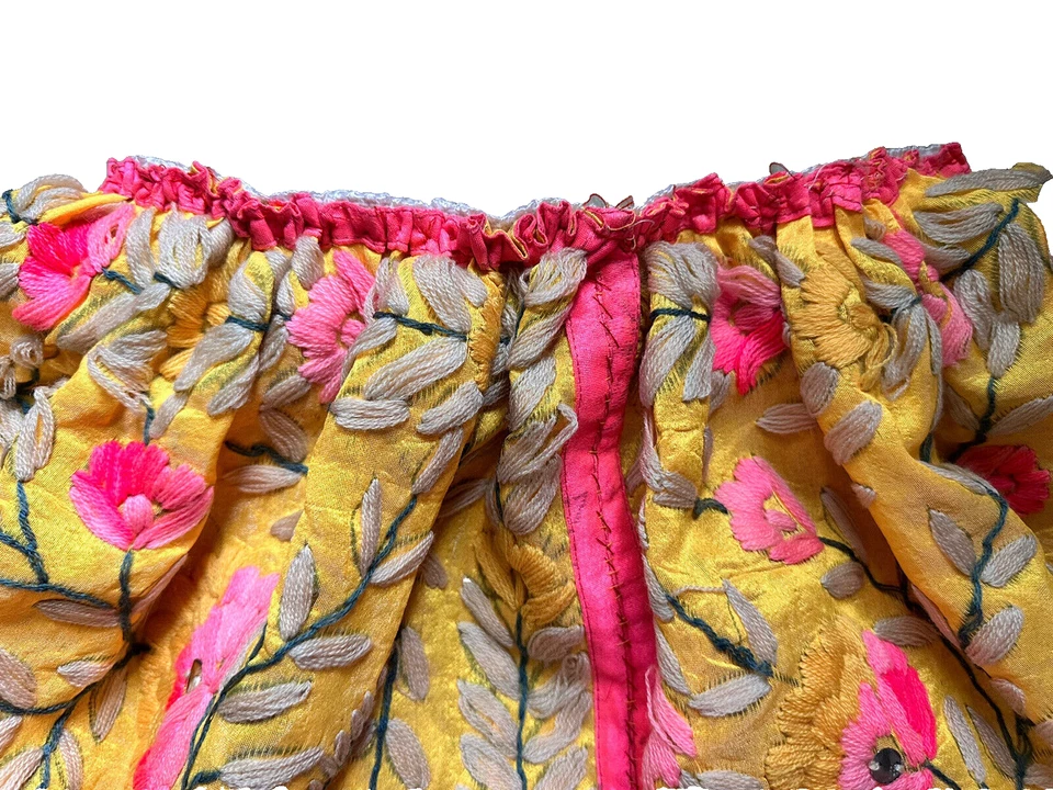 Falda Floral Amarilla Rodilla Completa Talla S Boho Verano Bordada Étnica Hecha a Mano Foto 1 de 4