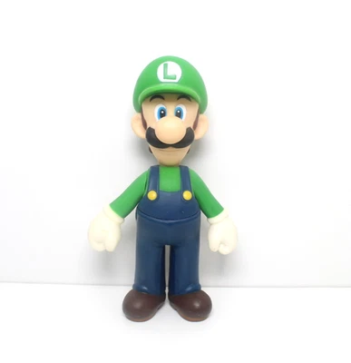 Super Mario Bros Collection 5" Luigi Vinyl Action Figure (Banpresto, 2009) - Image 1 of 4