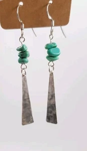 Pendientes colgantes de plata y turquesa martillados ganchos colgantes hechos a mano - Imagen 1 de 7