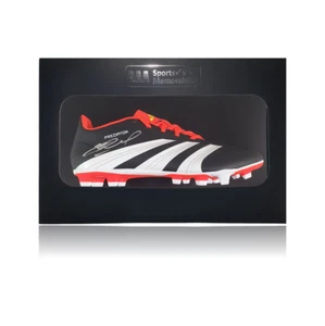 Steven Gerrard Hand Signed Black/White/Red Football Boot in AAA Gift Box - Picture 1 of 3