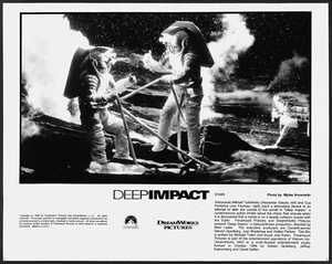 Sci-Fi Deep Impact LOTTO 2 foto promozionali originali anni 90 Jon Favreau Morgan Freeman - Foto 1 di 3