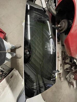 2015 Lincoln Navigator Rear Hatch Glass - Image 1 of 4