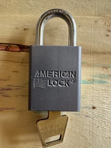 Gray American Lock  Series 90 (5 pin) - Picture 1 of 2