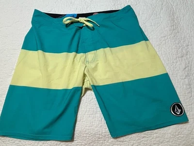 Volcom Men’s Size 36 short pure function lightweight Board Short 4 Way Stretch - Image 1 of 4