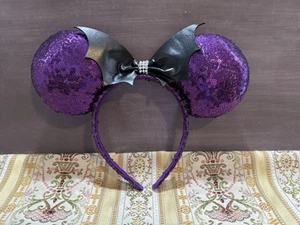 Disney Minnie Mouse Ohren Stirnband Fledermaus Glitzer schwarz lila Pailletten Halloween - Bild 1 von 7
