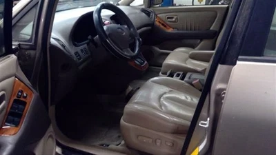 Bomba de dirección asistida compatible con 99-03 LEXUS RX300 1361174 Foto 1 de 4