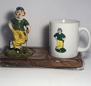 Estatuilla de payaso de golf taza regalo golfista taza de café de colección juego de valet base de madera con caja - Imagen 1 de 14