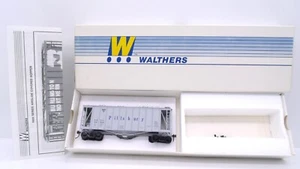 Walthers HO Pillsbury Railroad Single Bay Airslide Hopper Train Car Built Kit - Picture 1 of 23