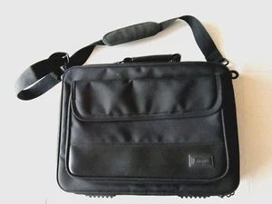 Targus Black Nylon and Leather Laptop Computer Bag 16.5" x 12" - Picture 1 of 16
