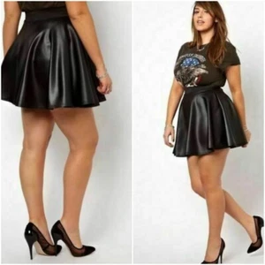  Plus Size Ladies Black Wet Look Faux Leather Mini Skater Skirt UK  - Picture 1 of 5