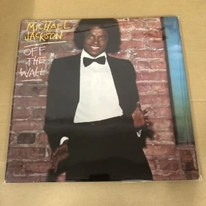 Michael Jackson/Off The Wall FE35745 Used LP - Picture 1 of 1