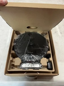 Robot Vacuum - Picture 1 of 3