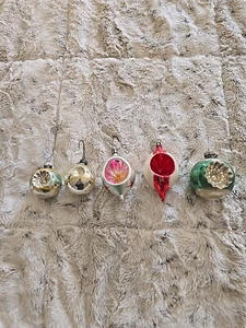 Vintage Mercury Glass Indented Christmas Ornaments Lot of 5 - Picture 1 of 8