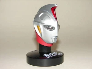 Ultraman Cosmos (Corona) Light Up Head - Ultraman Hikari Set 3! - Picture 1 of 1