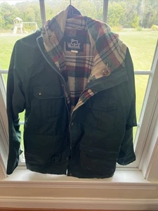Woolrich Parka Mens Medium Green Flannel Lined Jacket Coat USA Adult Men VINTAGE - Picture 1 of 11