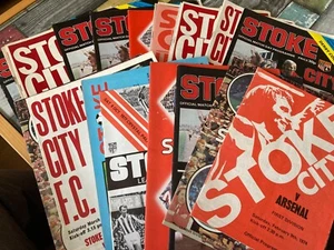 Stoke City anni 50 60 70 HOME programmi campionato e coppa - Foto 1 di 134