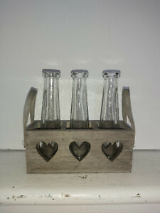 TRIPLE WOODEN HEART TRAY BOTTLE HOLDER WITH THREE GLASS BOTTLES