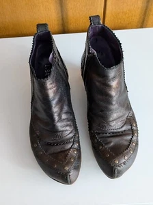 Interessante Stiefelette in Braun-Bronzetönen in Gr. 42 von Lisa Tucci - Bild 1 von 6