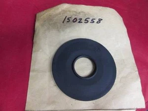 Booster Cylinder Vacuum Valve Diaphragm Fits 48-53 B-4 Series NOS MOPAR 1502558 - Picture 1 of 1