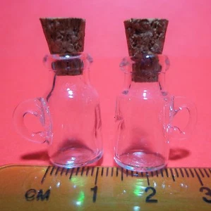 2 Vorratsgläser aus Glas im Maßstab 1:12 - Miniaturzubehör Puppenstube - Bild 1 von 1