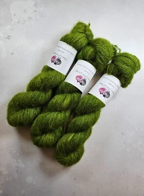Yak Cloud Garn, Lace Gewicht, 50 g, Apfelgrün - Bild 1 von 4