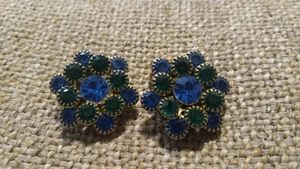 Vintage Krappen Set goldfarbene Glas Ohrclips in grün & blau - Bild 1 von 17