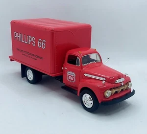 1992 First Gear 1951 Ford F-6 Phillips 66 Dry Good Van 1/34 Scale - Picture 1 of 6