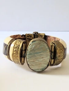 Tara Mesa ? Ivory Color Bone Brass Bangle Bracelet w/ Center Stone Estate 7" - Picture 1 of 13