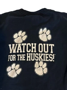 UCONN Huskies Basketball Shirt Paw Print Watch Out For The Huskies Youth Size M - Picture 1 of 14
