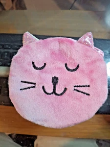 sleep pink cat coin purse & rainbow color on back - Picture 1 of 3
