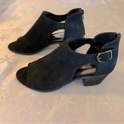 Carlos Santana Peep Toe Boots Laser Cut Vegan Leather Sz 8.5 Gorgeous Boho - Image 1 of 4