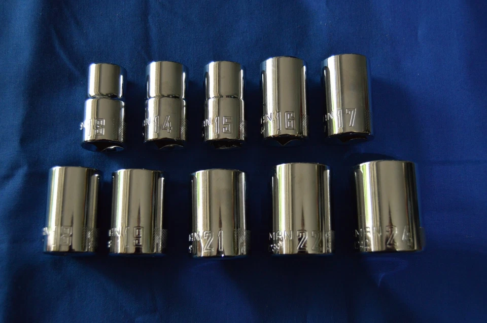 Craftsman Metric 10 PC 1/2" 12pt Socket Set 13-19, 21,22,24 MM 839 - Image 1 of 1