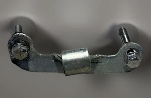 1998 97-04 Suzuki Marauder VZ800 OEM Right Lower Rear Brake Cable Bracket - Foto 1 di 3