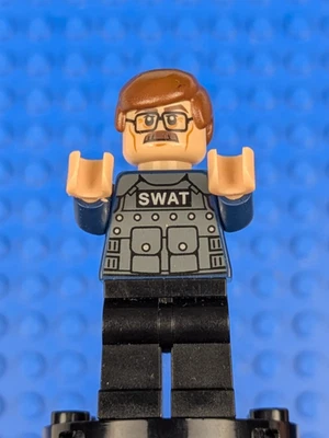 Lego Super Heroes: Commissioner James Gordon sh0063 Set 76001 - Image 1 of 4