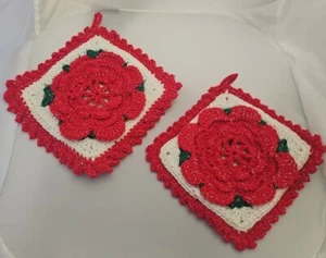 Vtg Lot 2 Crochet Red Rose Hot Pads White Green Silver Granny Chic Trivet 3D - Picture 1 of 5