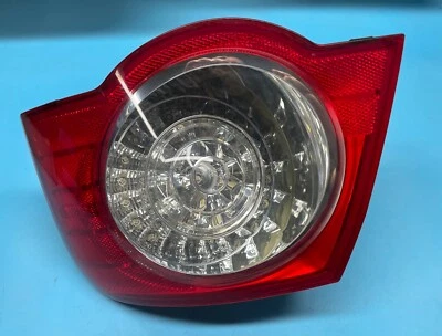Luz trasera derecha lado pasajero Volkswagen Passat 2006-2008 OEM Foto 1 de 4