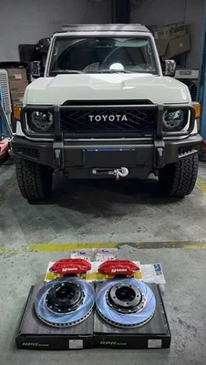 AP Racing CP7040 PINÇAS + KPR 355MM ROTORES DIANTEIRO GRANDE KIT DE FREIO SERVE PARA LANCRUISER - Imagem 1 de 4