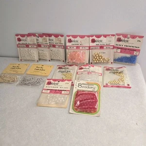 Large Vintage Lot Of Beads Mangelsen's Busy Bee Crafting NEW - Picture 1 of 5