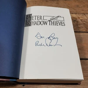 Peter und die Schattendiebe signiert von Dave Barry & Ridley Pearson - Bild 1 von 9