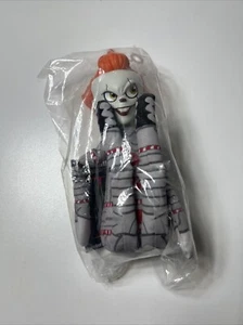 Holiday Horrors Pennywise 8" IT Navidad Payaso Figura Elfo En Estante Niño Robot - Imagen 1 de 5