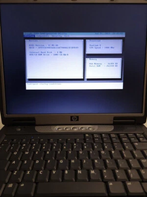 Laptop HP Pavilion Zt1175 Windows XP Dos juegos vintage Foto 1 de 4