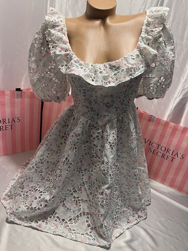 UNDERCOVER FOR LOVE & LEMONS per Victoria Secret Mini Abito Magnolia Bianco Floreale Piccolo